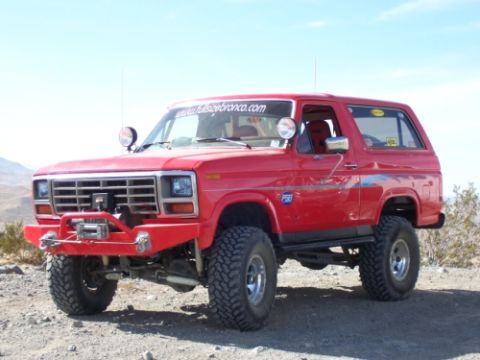 1985 Ford Bronco - This modified Ford Bronco is equipped for off-road adventures with a winch and large tires.