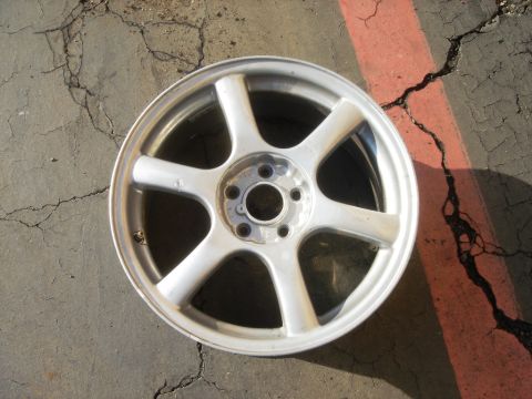 1991 Ford Taurus - This is a single alloy wheel, not a 1991 Ford Taurus.