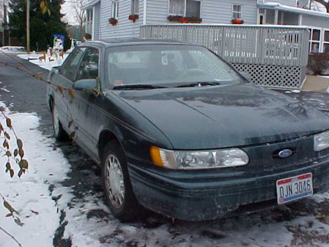 1995 Ford Taurus - Front/Passenger