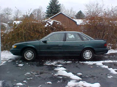 1995 Ford Taurus - Driver Side