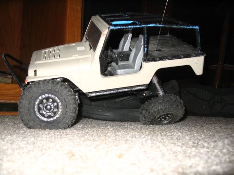 1993 Toyota 4Runner - tuckin 'em...