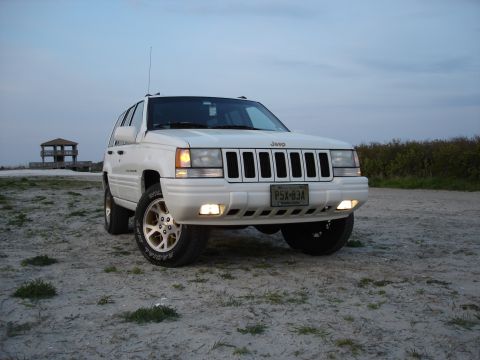 1997 Jeep Grand Cherokee photo