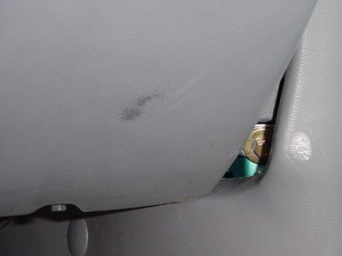1995 Ford Bronco - Rt. bracket with kick panel installed.