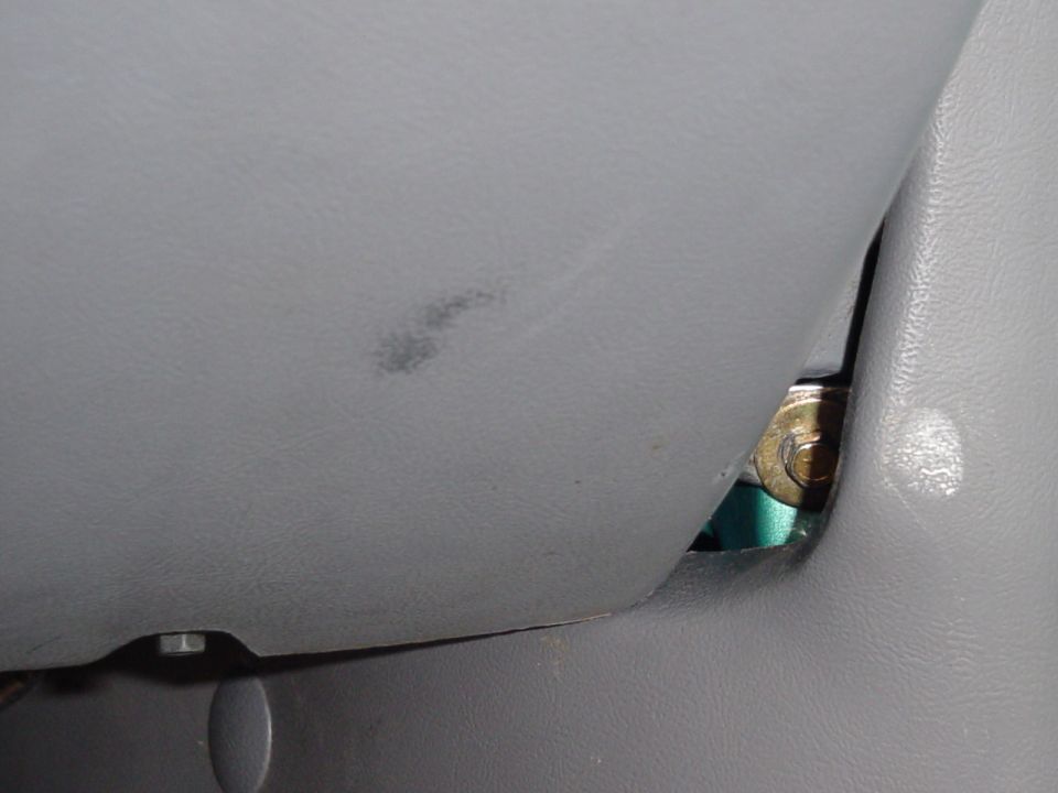 Rt. bracket with kick panel installed.