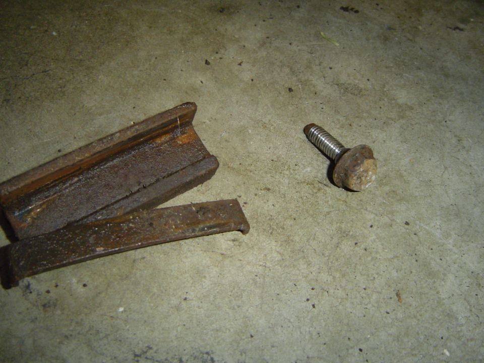 Caliper hardware