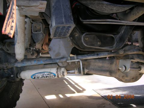 1985 Ford Bronco - rt frt bracket installed