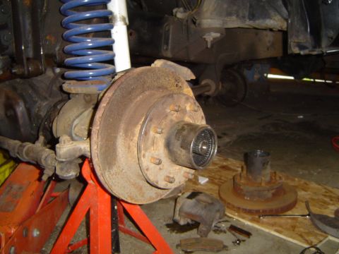 1979 Ford Bronco - 8 lug rotor set in place
