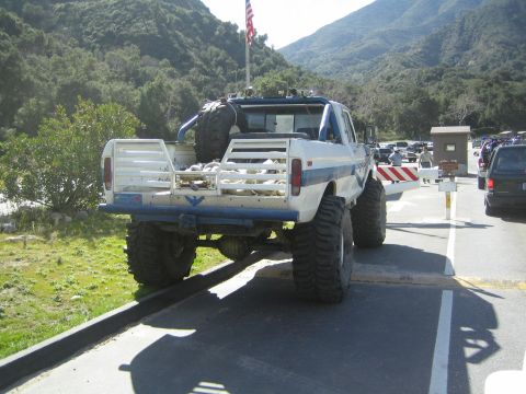 1987 Suzuki Samurai “Sammy”