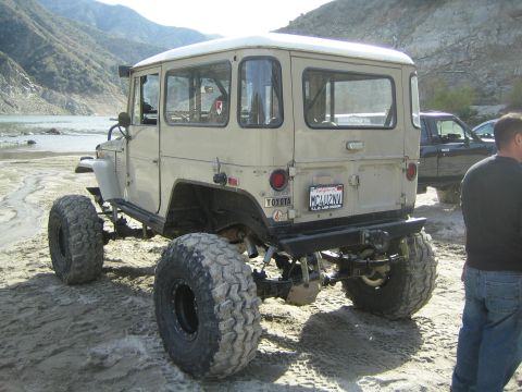 1987 Suzuki Samurai “Sammy”