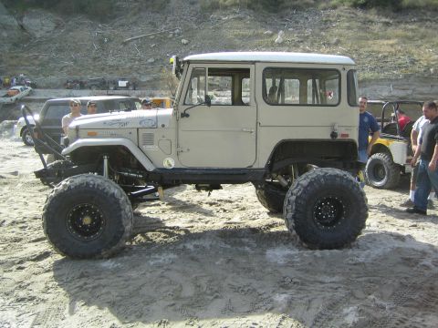 1987 Suzuki Samurai “Sammy”