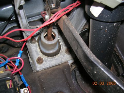 1985 Ford Bronco - shot of under dash...where booster passes thru firewall.