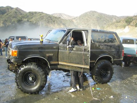 1987 Suzuki Samurai “Sammy”