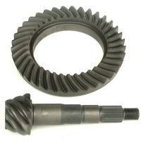 1995 Ford Bronco - Differential ring and pinion gears shown against a white background.