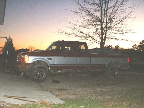 1992 Ford F-250 - In all her glory before I dove into it.
