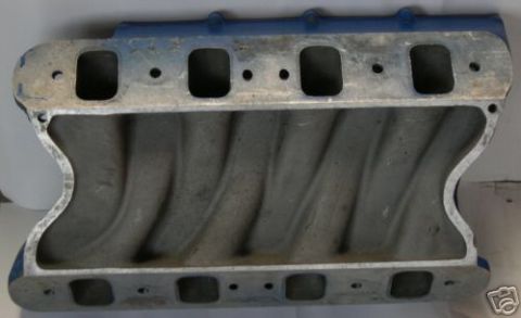 1972 Ford Ranchero - it's a folded down tunnel ram