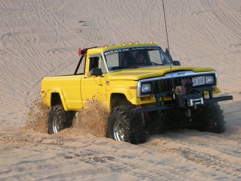 1986 Jeep J10 “HIRISE”