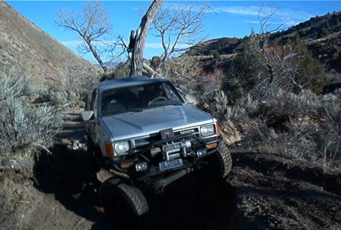 1986 Ford Bronco - Bill also had the experience of putting his rig on its side. Unfortunately Eric and myself were in too much of a hurry to put it on all 4s…