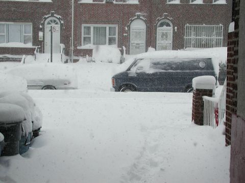 1992 Ford Taurus - Facing my street.