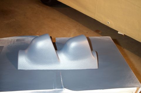 1998 Ford Crown Victoria - A blue gauge pod designed for A-pillar mounting is shown.