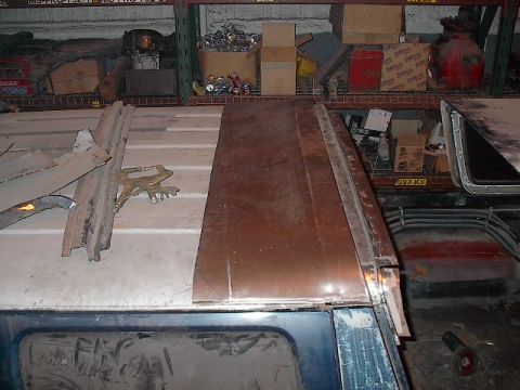 1990 Ford C-350 (Centurion Conversions) - Fit new roof section