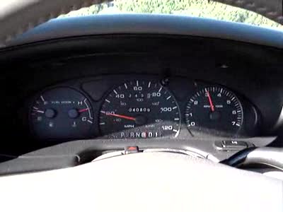 2001 Ford Taurus - sound