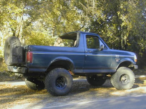 1993 Ford Bronco - blacking out everything i can