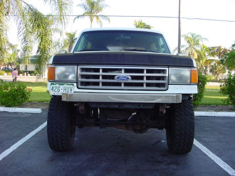 1987 Ford Bronco photo