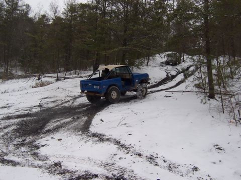 1978 Ford Bronco - Hawk playin