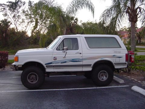 1987 Ford Bronco photo