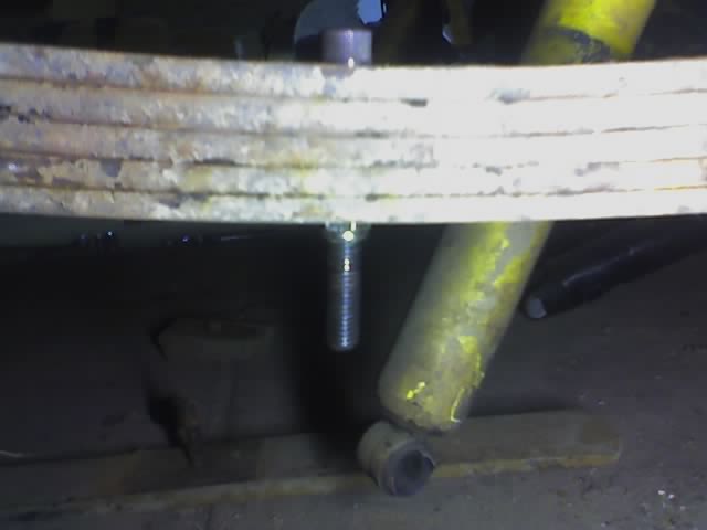 bolt thru the leaf springs.