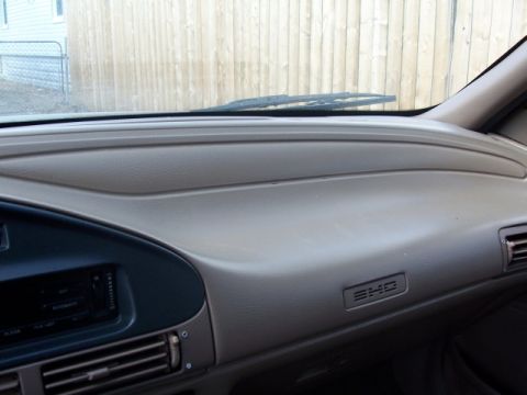 1993 Ford Taurus photo