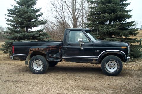 1984 Ford Bronco - my small dent