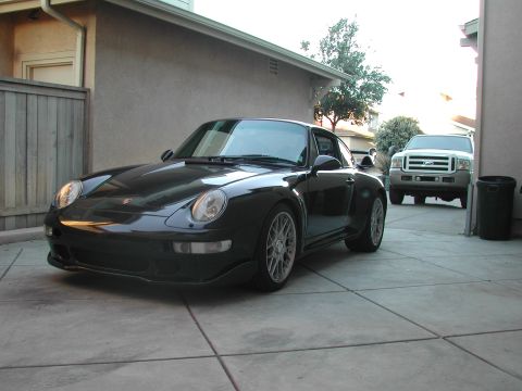 1997 Porsche 911 - Stock Ex in background