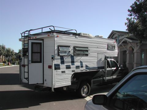 2005 Ford Excursion photo