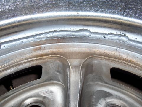 1971 Ford Torino - Some more chitty welds. I called Summit, and even though Roger at Summit was a condescending a**hole, he did say he would have UPS pick up…