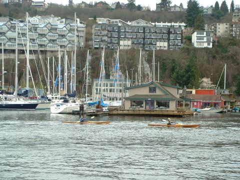 1999 Ford Crown Victoria - House Boat from "Sleepless in Seattle".