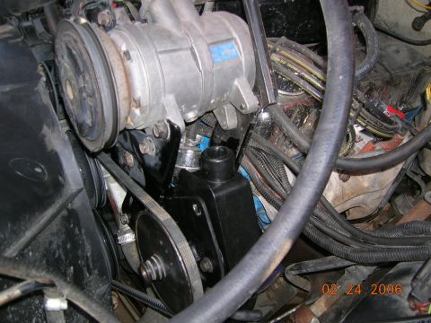 1985 Ford Bronco - pump installed back in bko.
