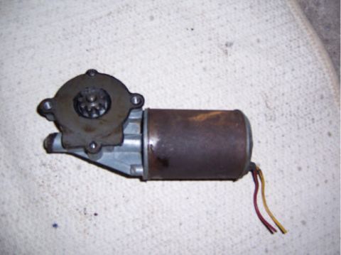 1983 Ford Bronco - tailgate window motor