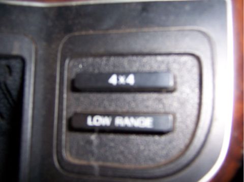 1983 Ford Bronco - 4x4 switch