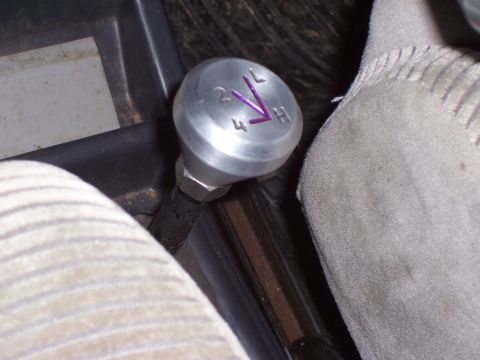 1988 Suzuki Samurai - t-case knob installed