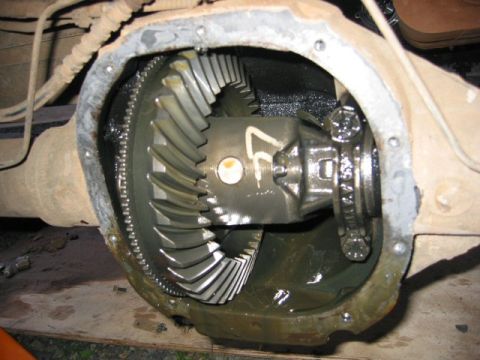 1991 Ford Explorer - Close-up of differential gears and housing, showing internal components.