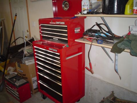 1981 Ford Bronco - put together with my little 4 drawer that used to have my standard sockets and drivers
