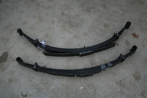1993 Ford F-350 - Bottom is for front axle, top for the rear. Both are fo 6" of lift. I ordered F150 leaves for the rear so I could get more flex. I need as…