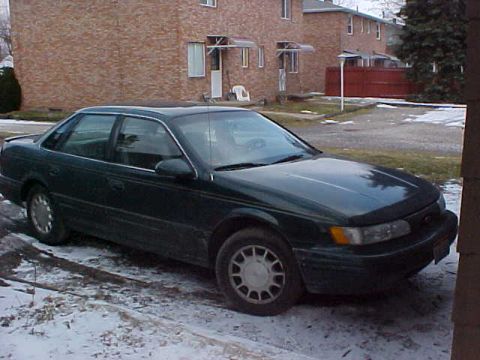 1995 Ford Taurus - Passenger Front