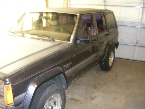 1987 Jeep Cherokee photo