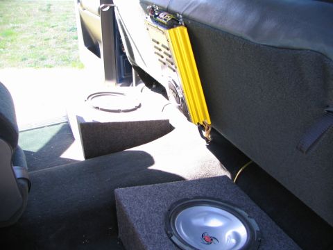 2001 Chevrolet Silverado 1500 - Amp and Subs