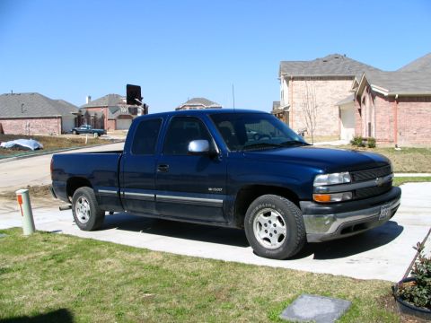 2001 Chevrolet Silverado 1500 - All Stock 2