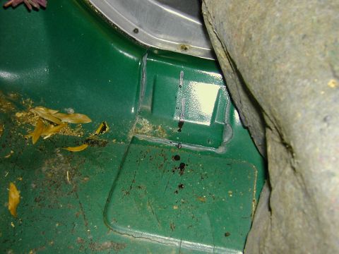 1993 Ford Bronco - the access panel in the transmission tunnel revealed. (the last time you will see this)