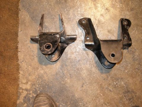 1994 Ford Bronco - Modified stock hanger. I think they are strong enough, but I will problably get sick of looking at the ugly things and make a pair like the…