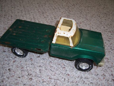 1978 Ford Bronco - This is a toy truck, not a 1978 Ford Bronco.